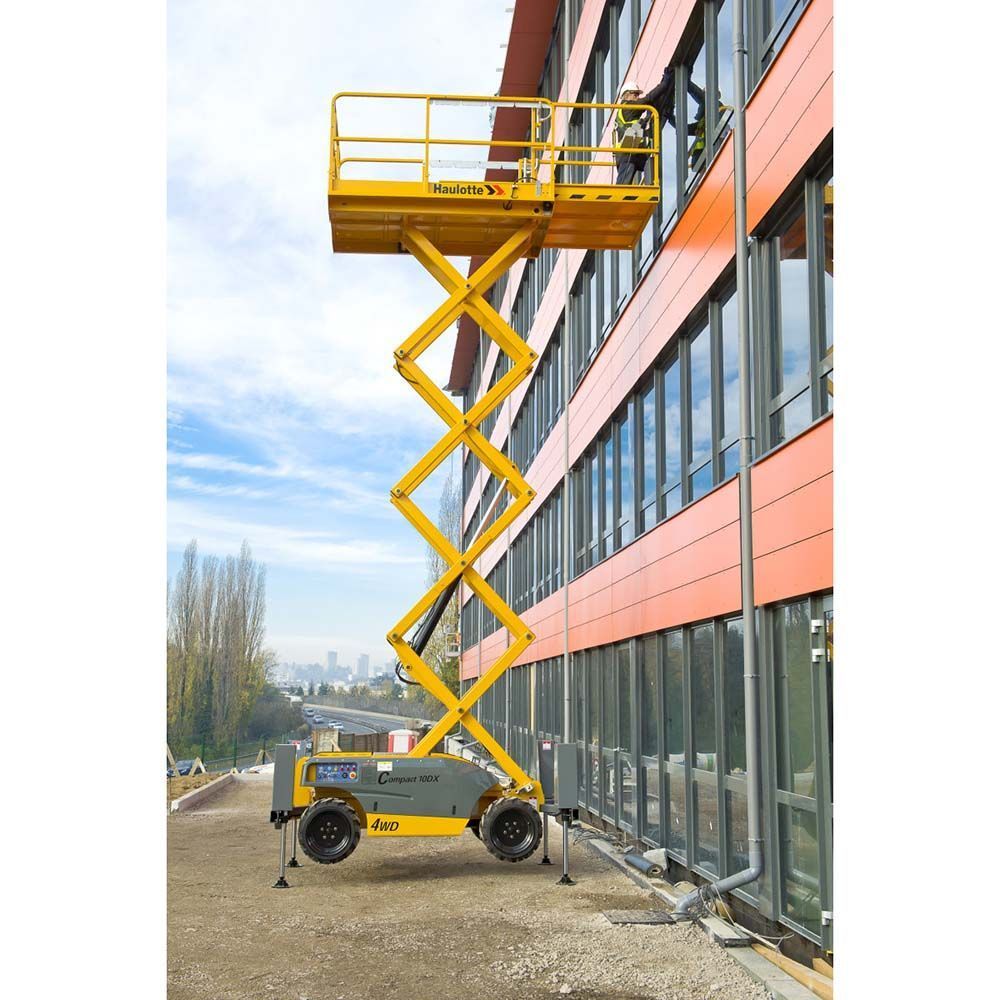 Plataformas de tijeras diesel Compact 10 DX